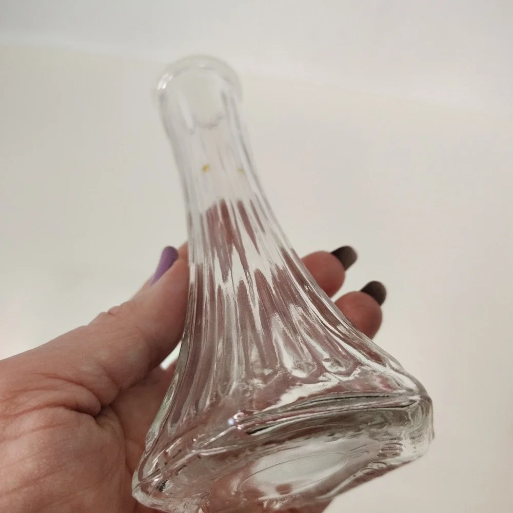 EO BRODY Bud Vase Ribbed Glass Floral Vase Table Decor 6